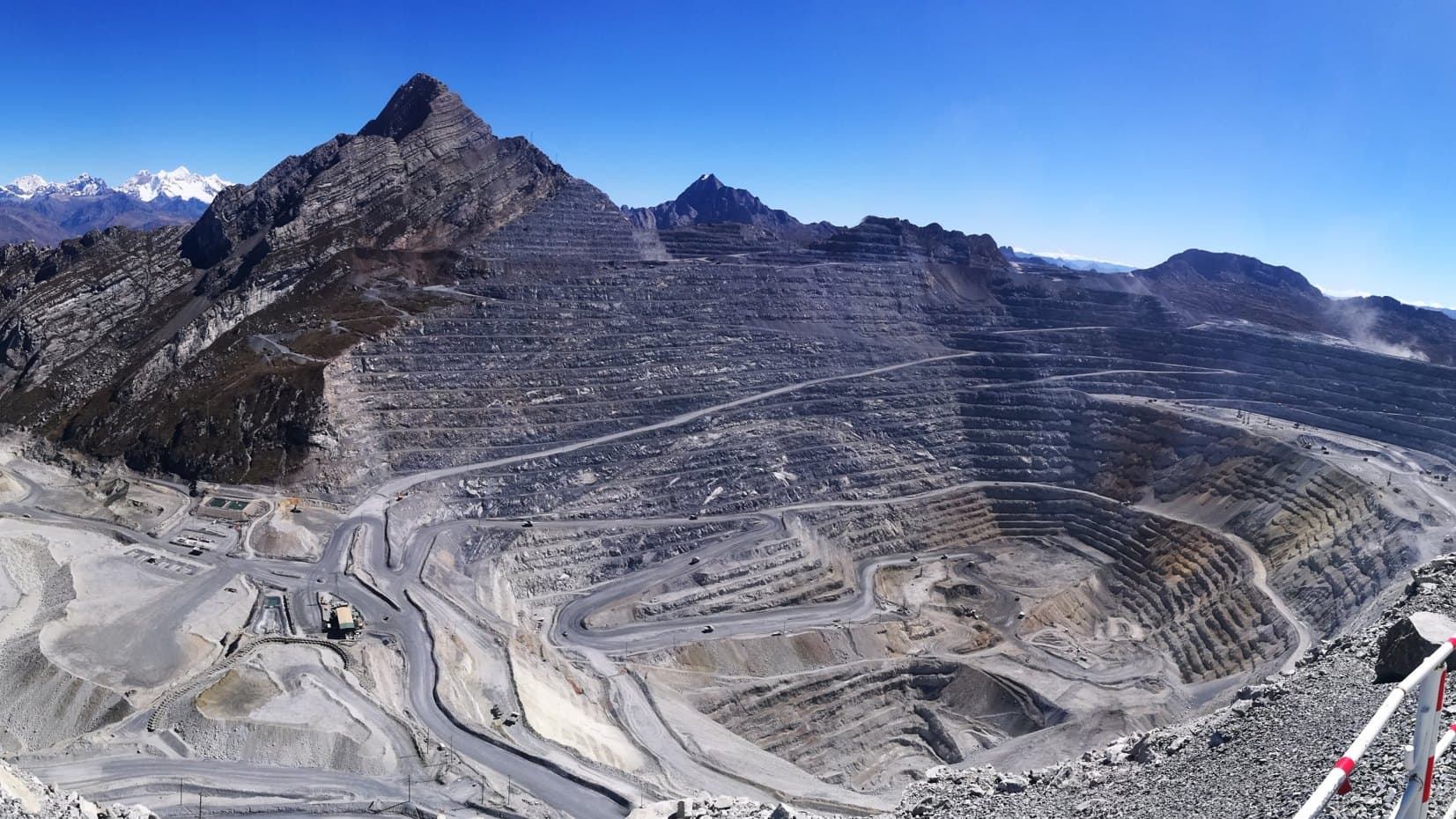 En acción - Terreno minero